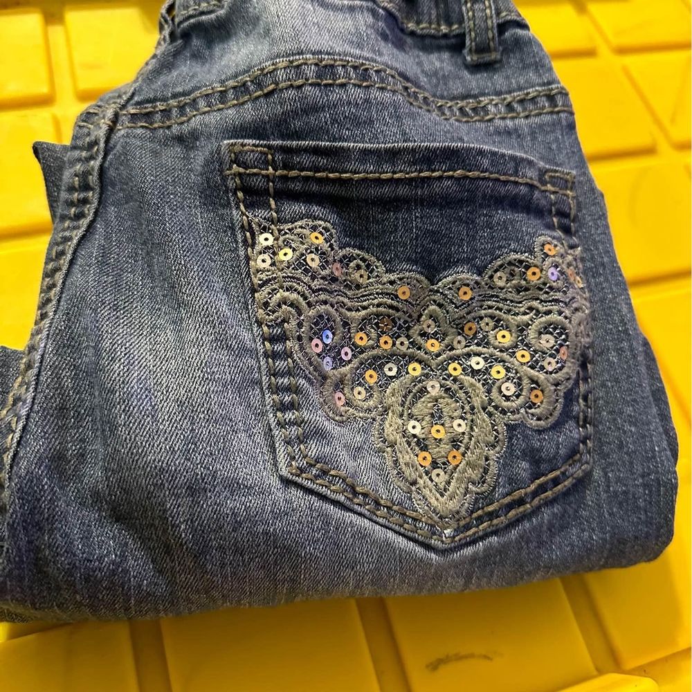 Girls Arizonia 14 1/2 plus Jeans